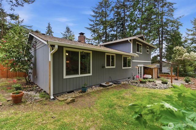 4001 55th Street Ct NW, Gig Harbor, WA 98335