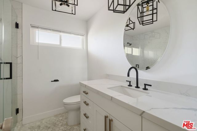 970 Palm Avenue 211, West Hollywood, CA 90069