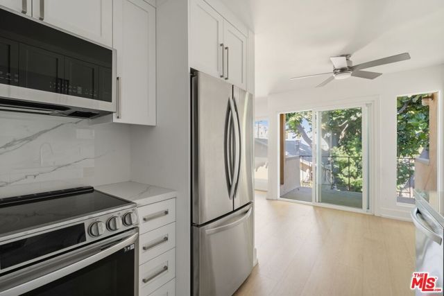 970 Palm Avenue 211, West Hollywood, CA 90069