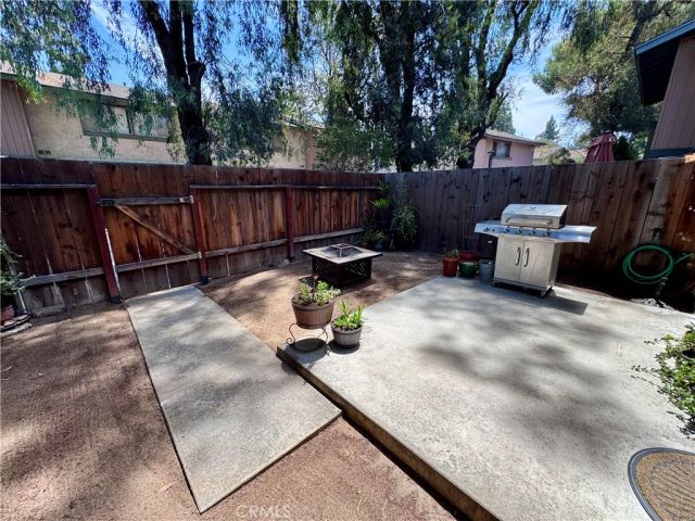 4877 Jackson Street B, Riverside, CA 92503