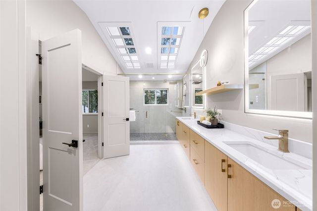 404 Willow Road Place, Bellingham, WA 98226