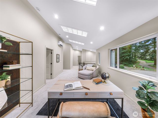 404 Willow Road Place, Bellingham, WA 98226