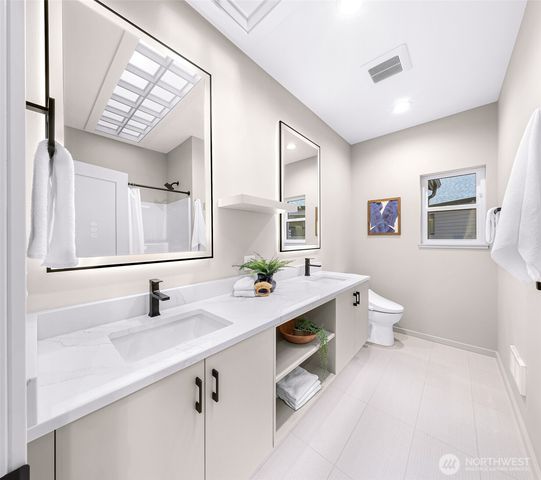 404 Willow Road Place, Bellingham, WA 98226