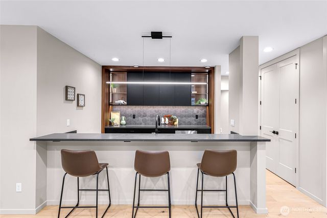 404 Willow Road Place, Bellingham, WA 98226