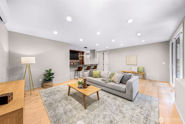 404 Willow Road Place, Bellingham, WA 98226