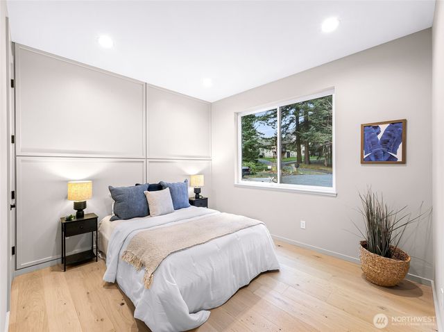 404 Willow Road Place, Bellingham, WA 98226