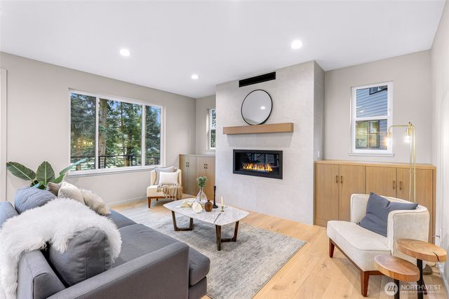 404 Willow Road Place, Bellingham, WA 98226