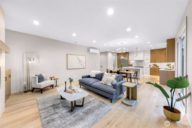 404 Willow Road Place, Bellingham, WA 98226