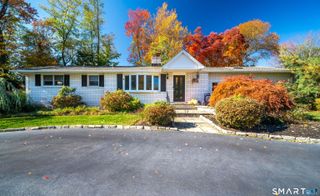 22 Valley Brook Lane, North Haven, CT 06473