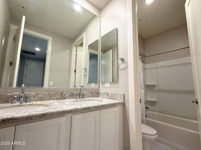 3855 S McQueen Road 29, Chandler, AZ 85286