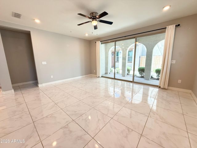 3855 S McQueen Road 29, Chandler, AZ 85286