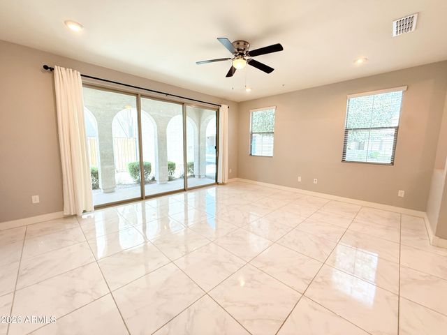 3855 S McQueen Road 29, Chandler, AZ 85286