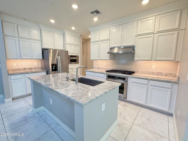 3855 S McQueen Road 29, Chandler, AZ 85286