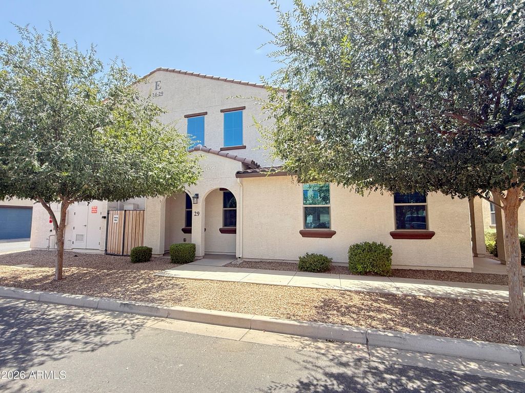 3855 S McQueen Road 29, Chandler, AZ 85286