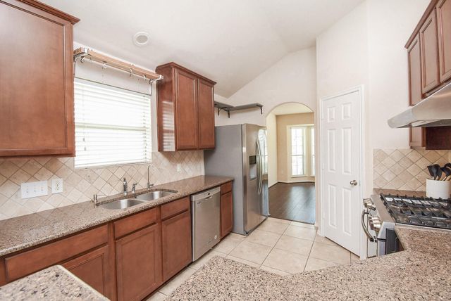 13014 Southern Creek Drive, Pearland, TX 77584