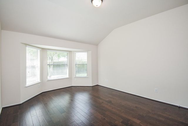 13014 Southern Creek Drive, Pearland, TX 77584