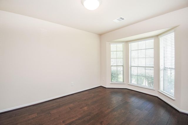 13014 Southern Creek Drive, Pearland, TX 77584