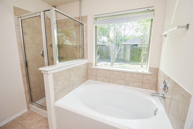 13014 Southern Creek Drive, Pearland, TX 77584