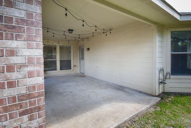 13014 Southern Creek Drive, Pearland, TX 77584