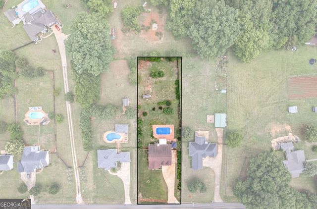 82 Newton Road, Lagrange, GA 30240