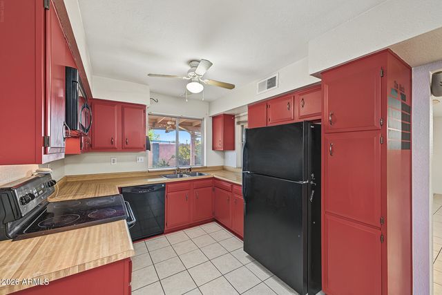 8941 W MONTEREY Way, Phoenix, AZ 85037