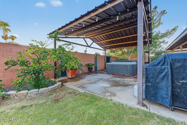 8941 W MONTEREY Way, Phoenix, AZ 85037