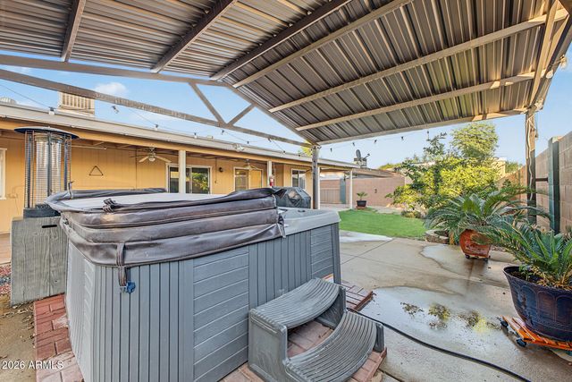 8941 W MONTEREY Way, Phoenix, AZ 85037