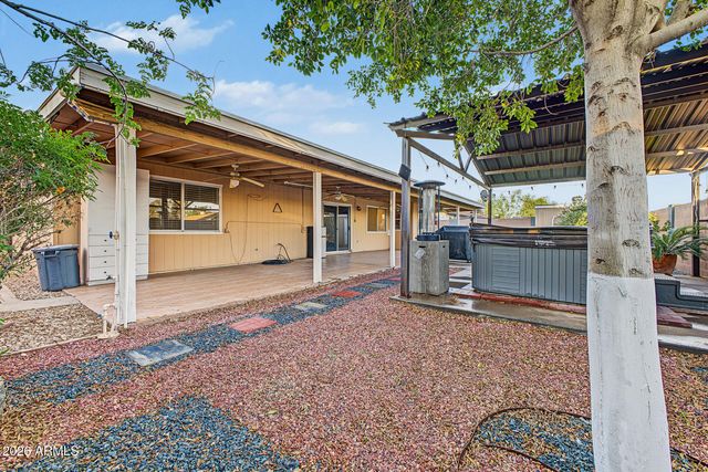 8941 W MONTEREY Way, Phoenix, AZ 85037