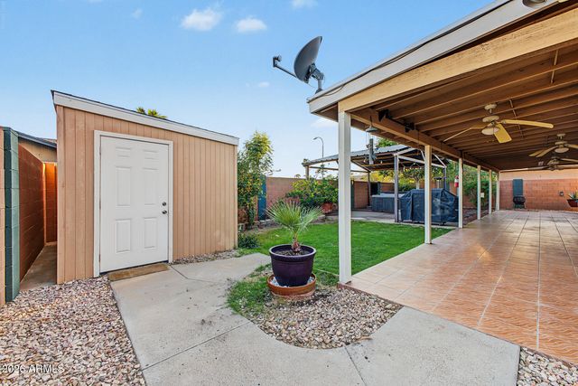 8941 W MONTEREY Way, Phoenix, AZ 85037