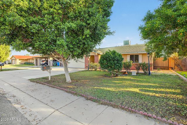 8941 W MONTEREY Way, Phoenix, AZ 85037