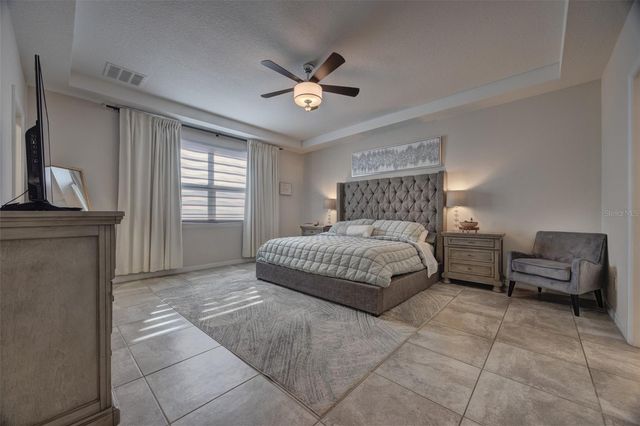 2401 OXMOOR DRIVE, Deland, FL 32724