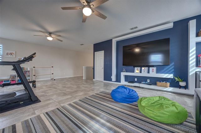 2401 OXMOOR DRIVE, Deland, FL 32724