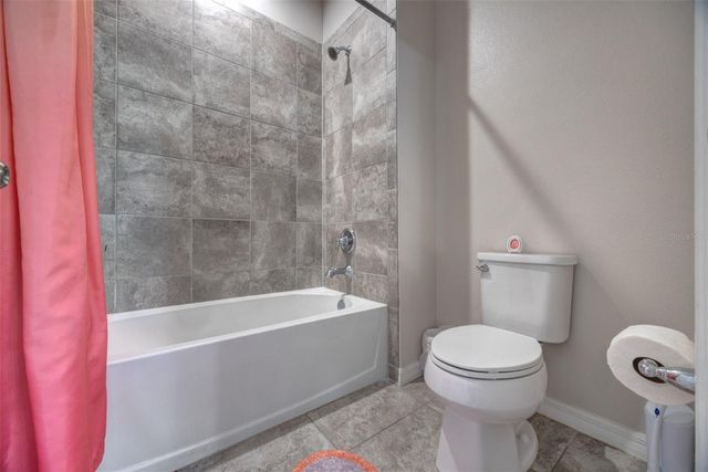 2401 OXMOOR DRIVE, Deland, FL 32724