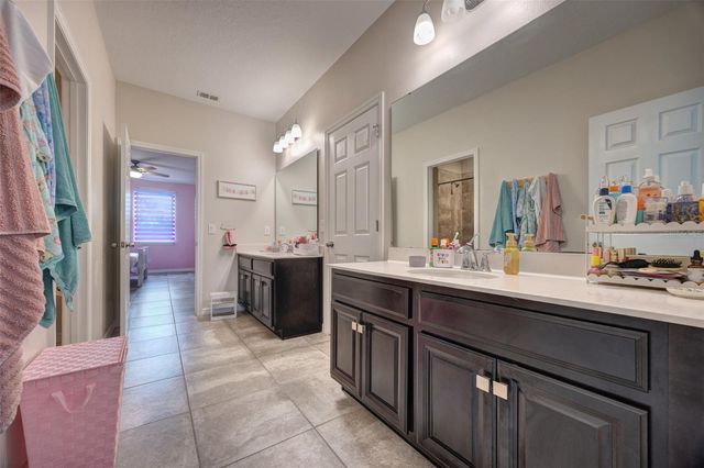 2401 OXMOOR DRIVE, Deland, FL 32724