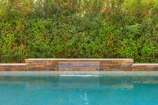 2401 OXMOOR DRIVE, Deland, FL 32724