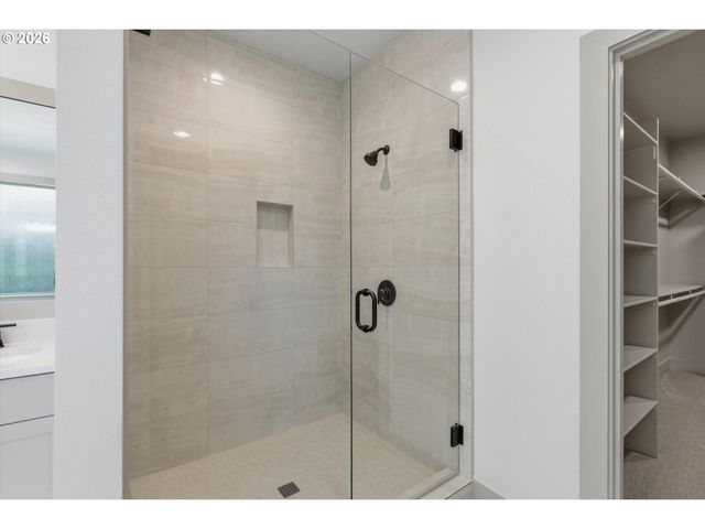 14986 Se Andre Way, Clackamas, OR 97015