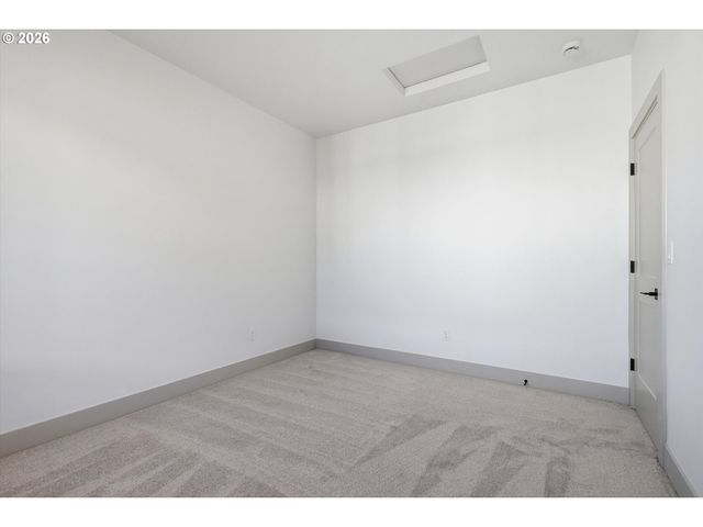 14986 Se Andre Way, Clackamas, OR 97015