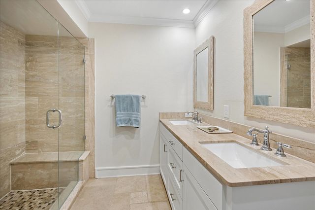 6238 Bandera Avenue A, Dallas, TX 75225