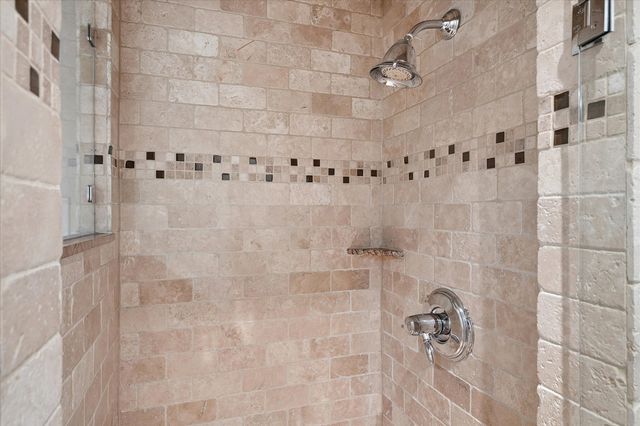 6238 Bandera Avenue A, Dallas, TX 75225