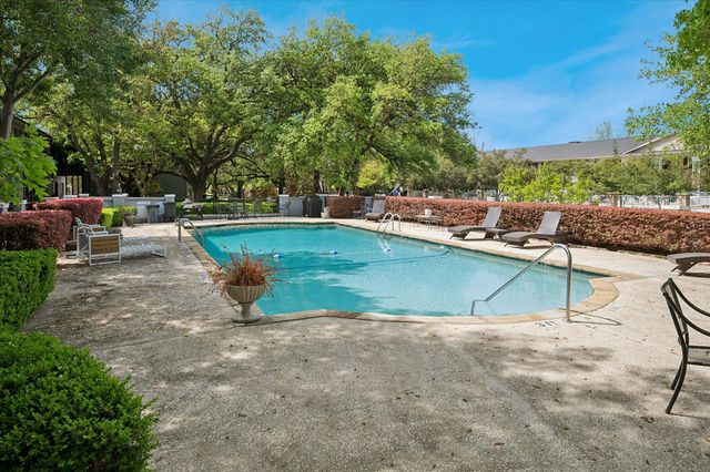 6238 Bandera Avenue A, Dallas, TX 75225