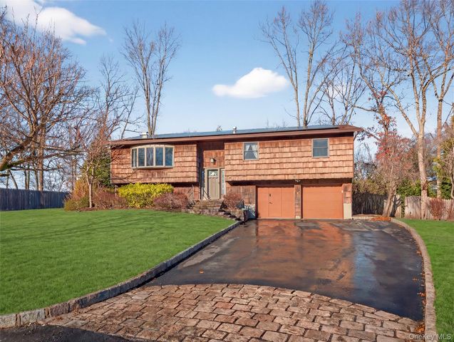 11 Durham Lane, Suffern, NY 10901