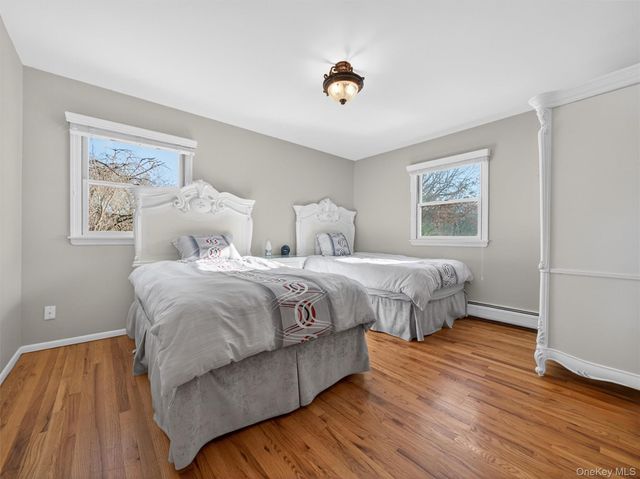 11 Durham Lane, Suffern, NY 10901