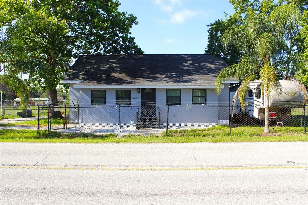 2207 SPARKMAN ROAD, Plant City, FL 33566