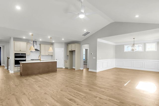 728 Maynard Lane, Summerville, SC 29486