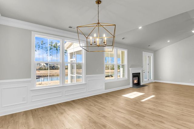 728 Maynard Lane, Summerville, SC 29486