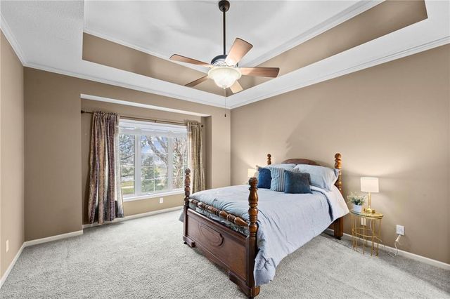 11538 S Deer Run Street, Olathe, KS 66061