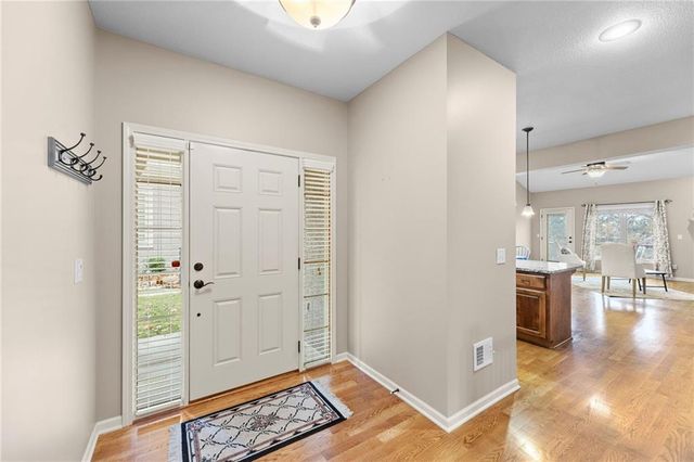 11538 S Deer Run Street, Olathe, KS 66061