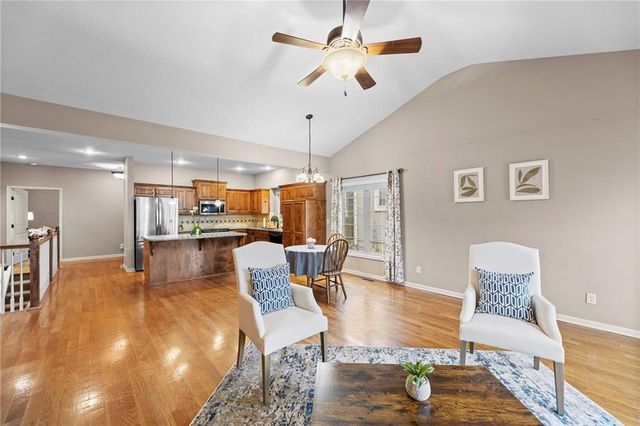 11538 S Deer Run Street, Olathe, KS 66061