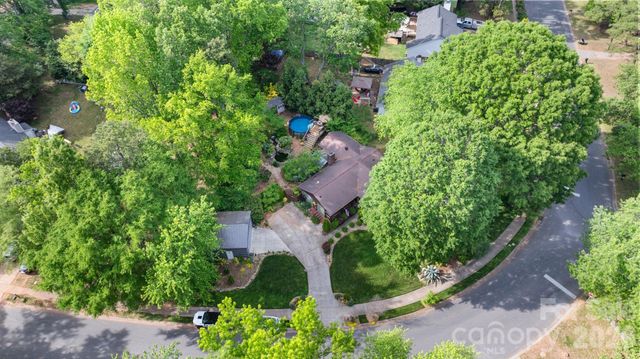 6129 Old Meadow Road, Mint Hill, NC 28227