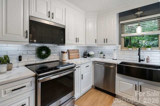 6129 Old Meadow Road, Mint Hill, NC 28227